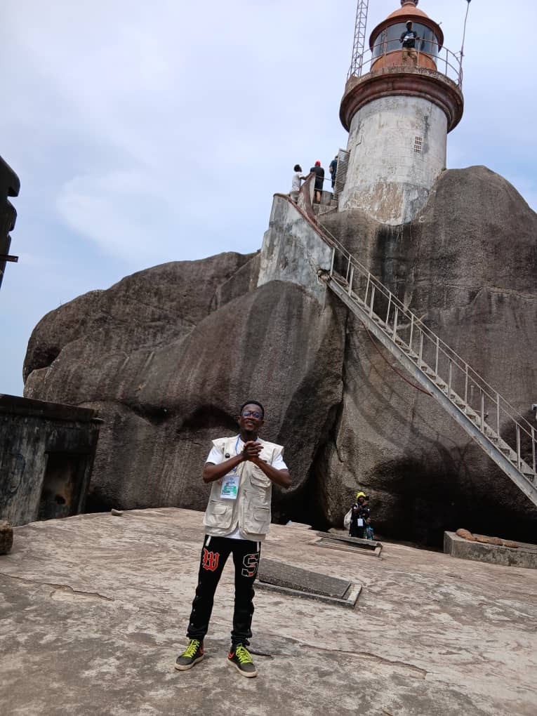 Îles de Loos / le phare de Tamara